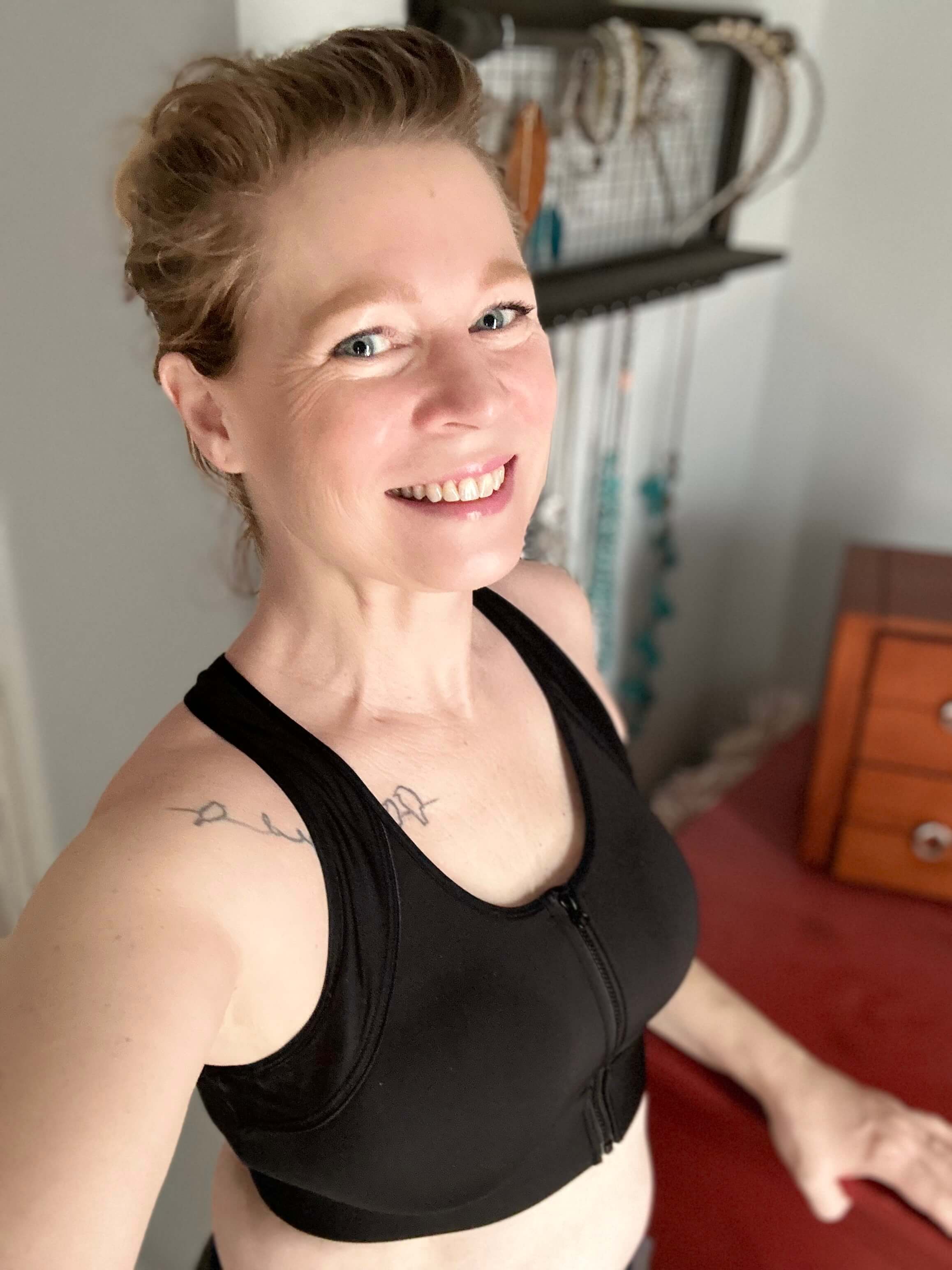 Hero Front-Closure Sports Bra – Black