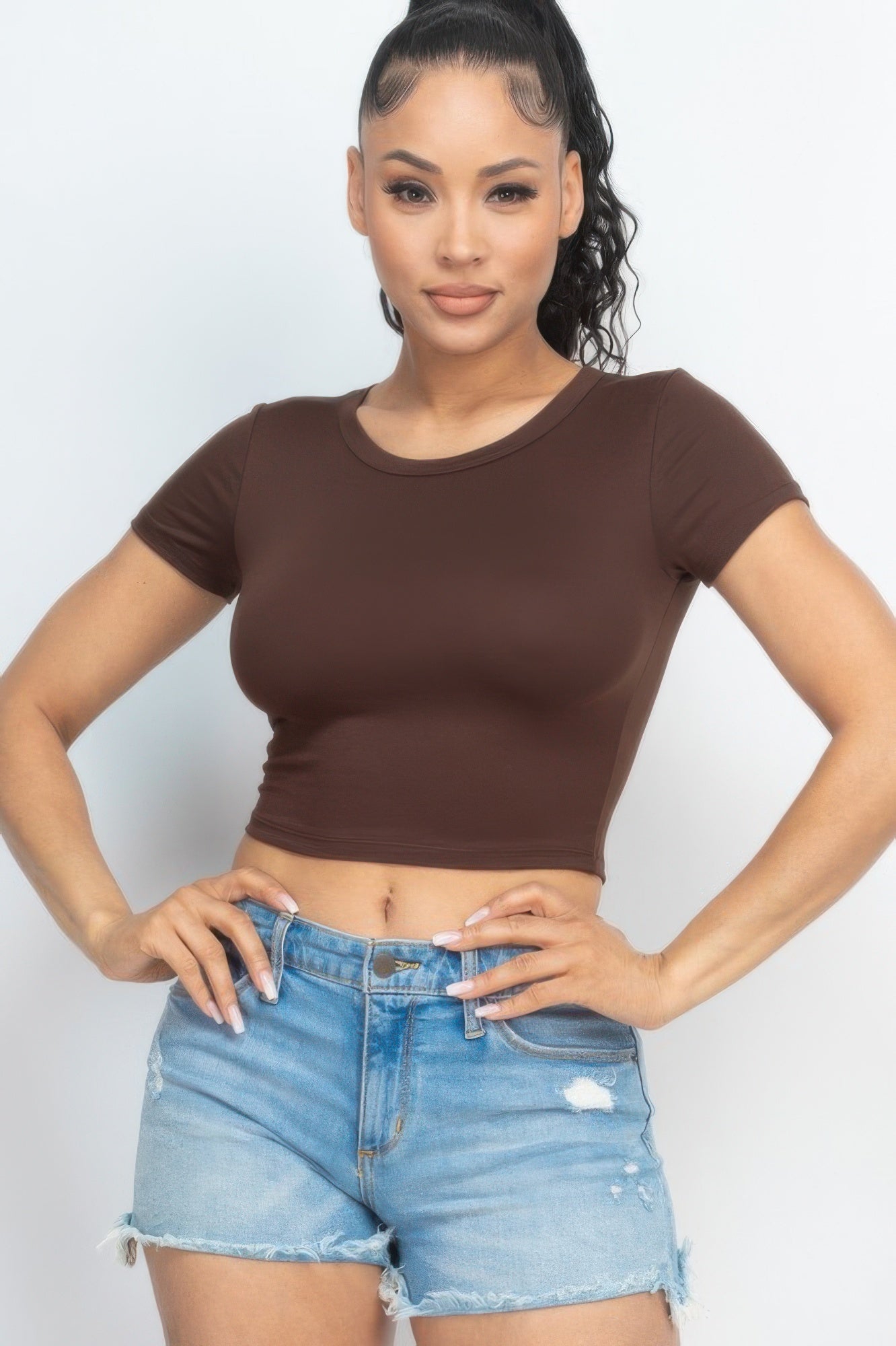 Round-Neck Short-Sleeve Crop Tee